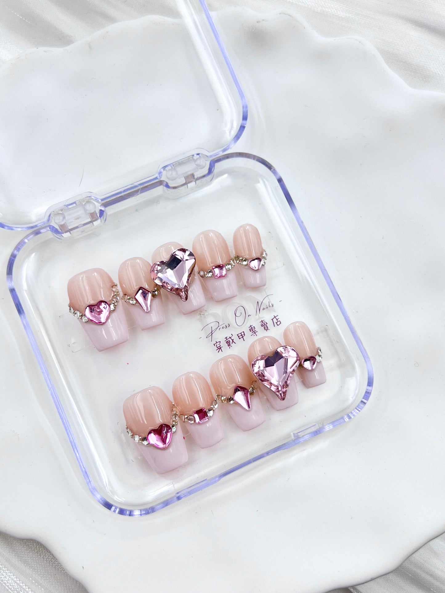 P416 粉色大愛心法式穿戴甲 純手工穿戴甲